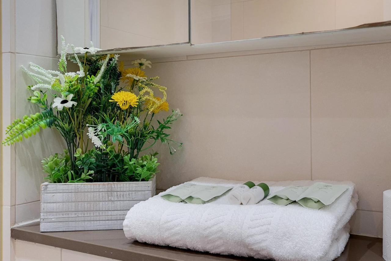 Deluxe Three Bedroom Apartment By London Excel Stays Buitenkant foto